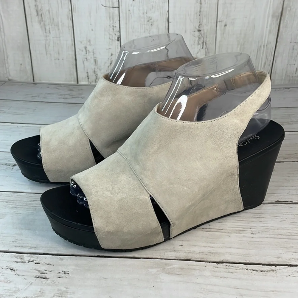 Dr Scholl's Look New Taupe Suede Weslyn Wedge Sandal